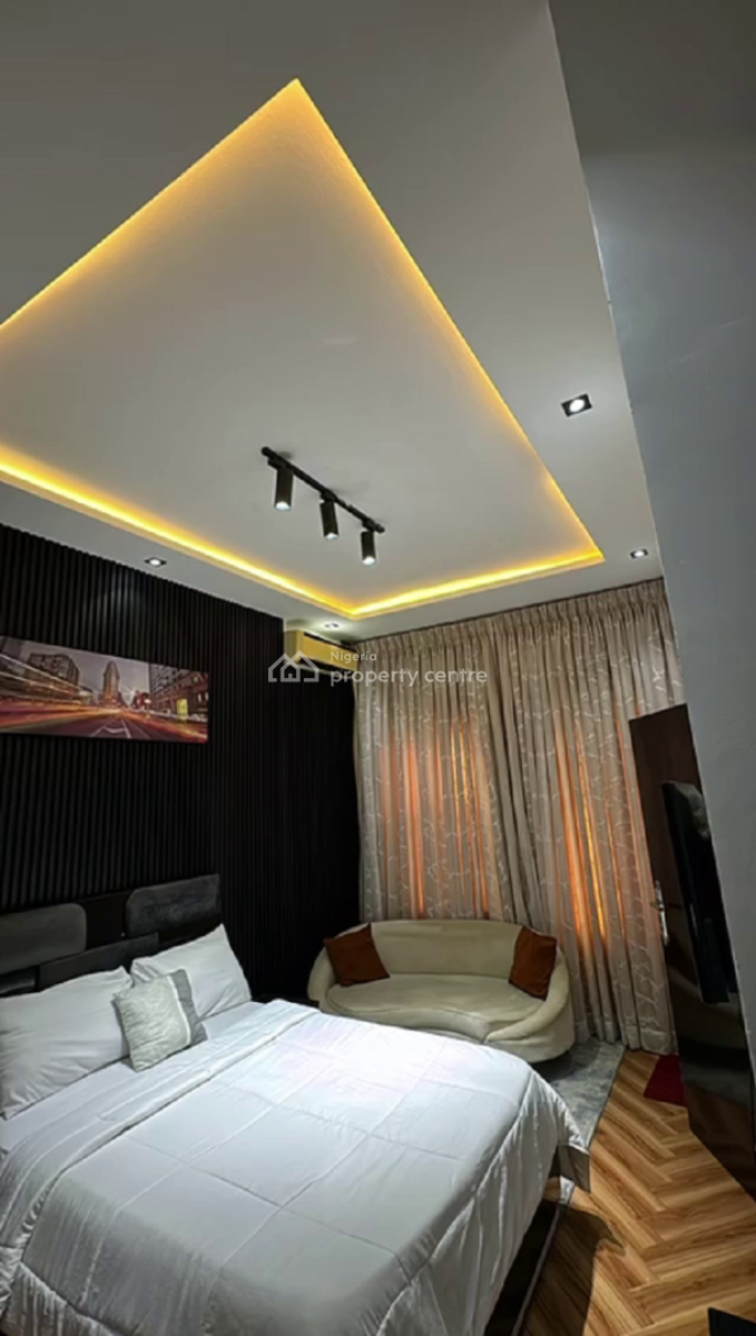 Nicely Furnished 2 Bedroom Apartment, Agungi, Lekki, Lagos, Flat / Apartment Short Let
