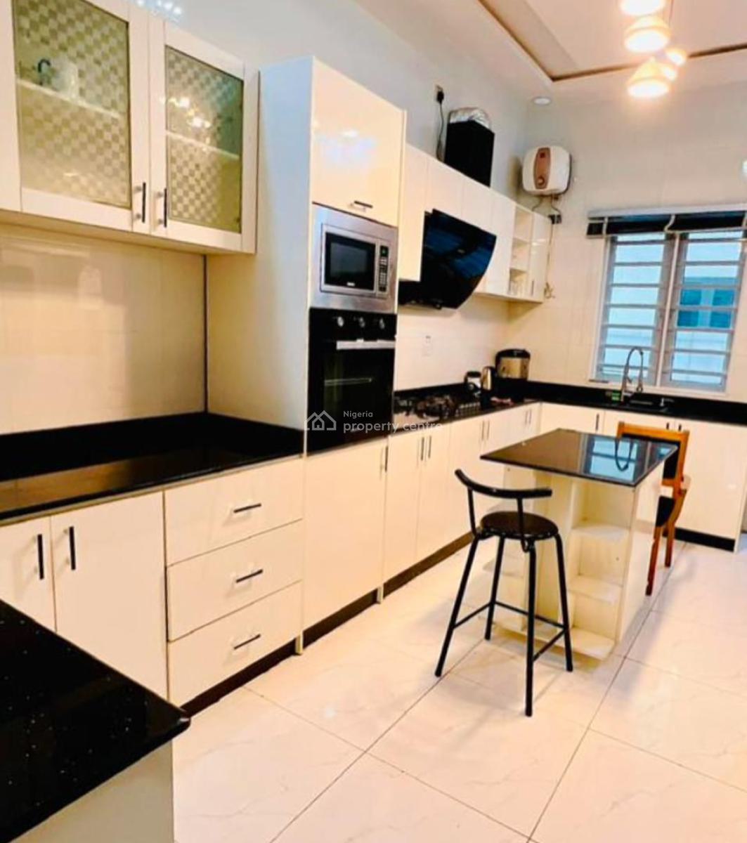 Nicely Furnished 5 Bedrooms Apartment, Orchid, Lekki, Lagos, Flat / Apartment Short Let