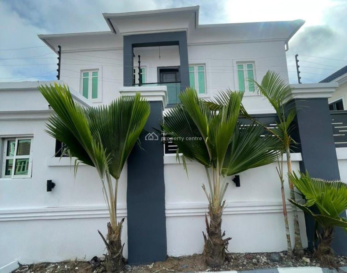 Nicely Furnished 4 Bedrooms Apartment, Chevron, Lekki, Lagos, Flat / Apartment Short Let