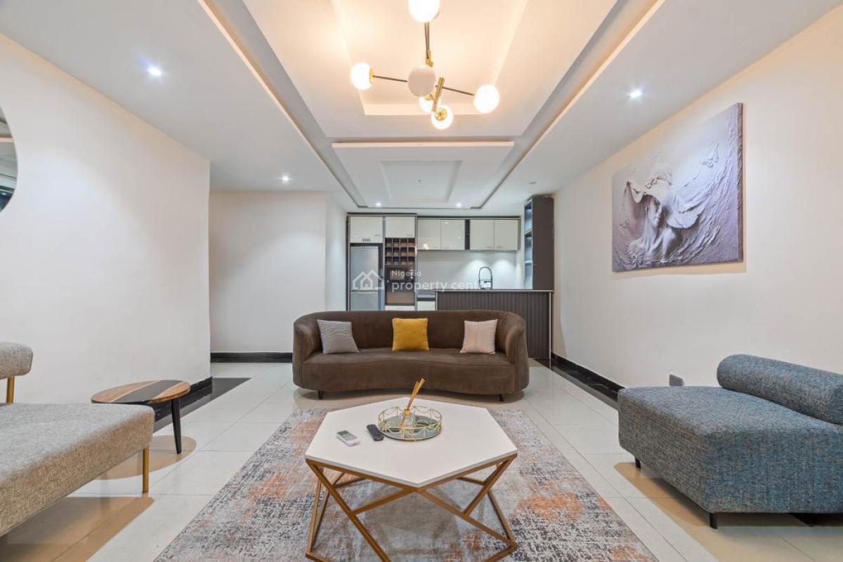 Nicely Furnished 2 Bedrooms Apartment, Lekki Phase 1, Lekki, Lagos, Flat / Apartment Short Let