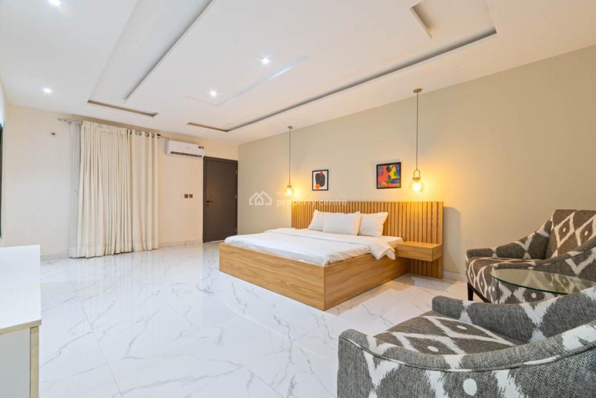 Nicely Furnished 2 Bedrooms Apartment, Lekki Phase 1, Lekki, Lagos, Flat / Apartment Short Let