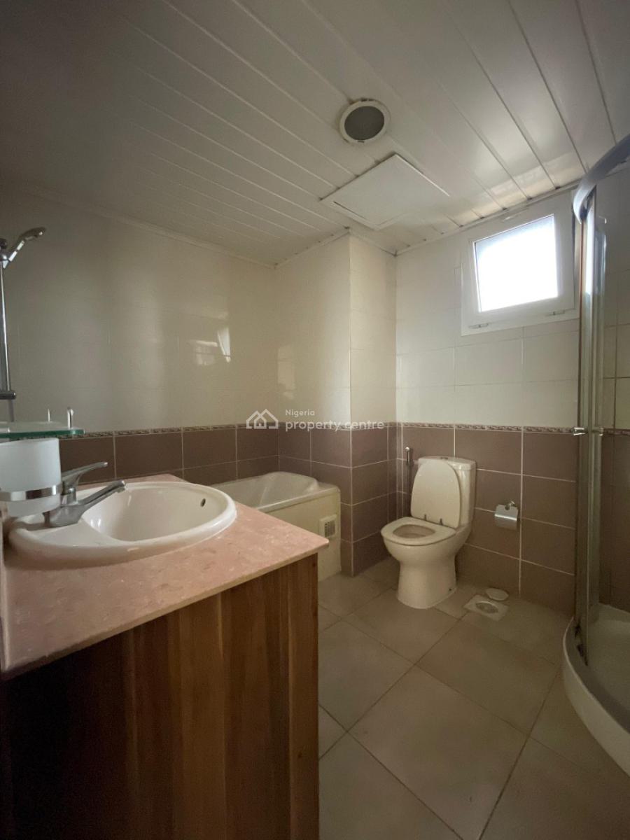 Lovely 3bedroom Apartment with Pool, Gym and Elevator., Old Ikoyi, Old Ikoyi, Ikoyi, Lagos, Block of Flats for Sale