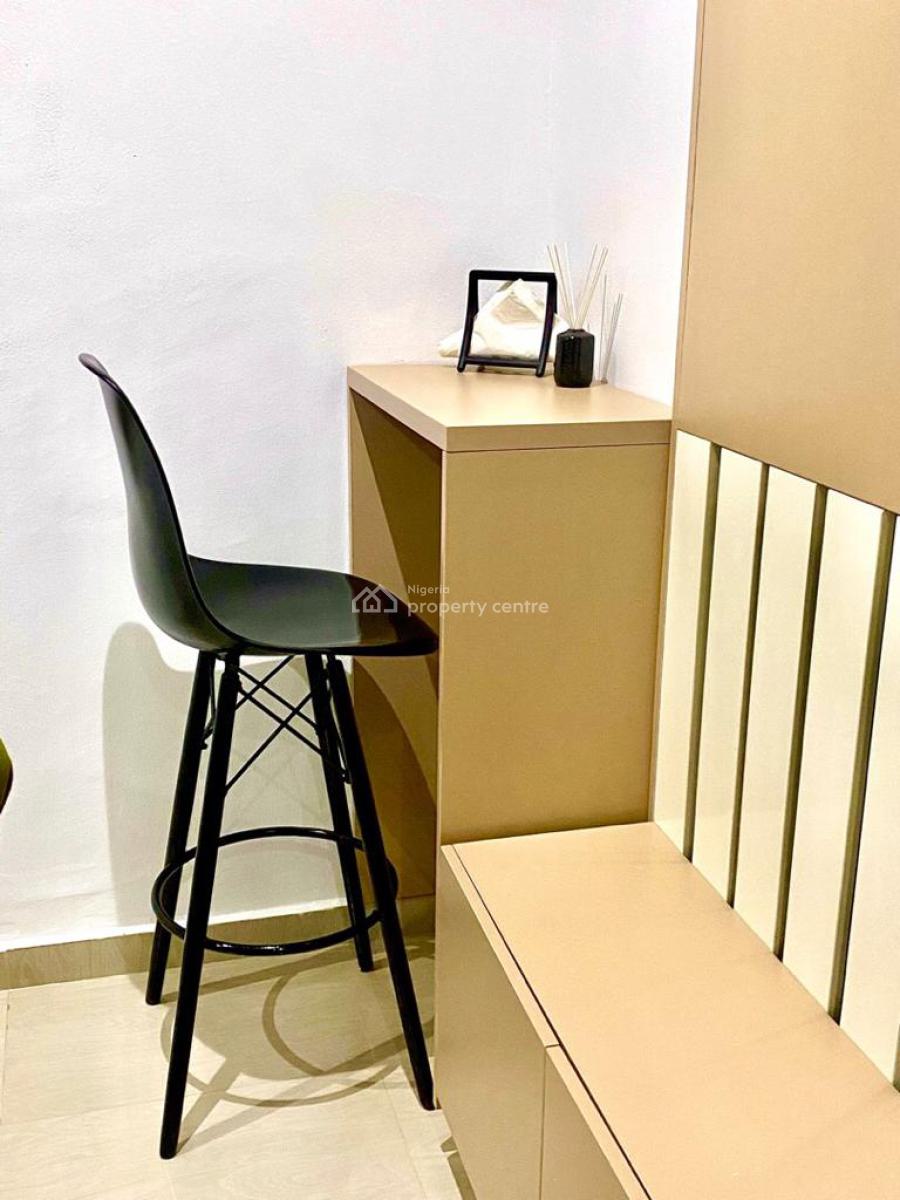 Nicely Furnished 1 Bedroom Apartment, Parkview, Ikoyi, Lagos, Flat / Apartment Short Let