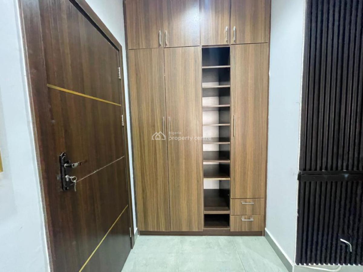 Nicely Furnished 1 Bedroom Apartment, Banana Island, Ikoyi, Lagos, Flat / Apartment Short Let