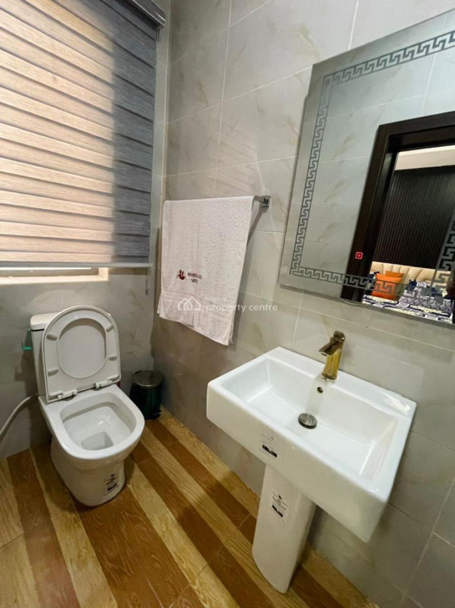 Nicely Furnished 1 Bedroom Apartment, Banana Island, Ikoyi, Lagos, Flat / Apartment Short Let
