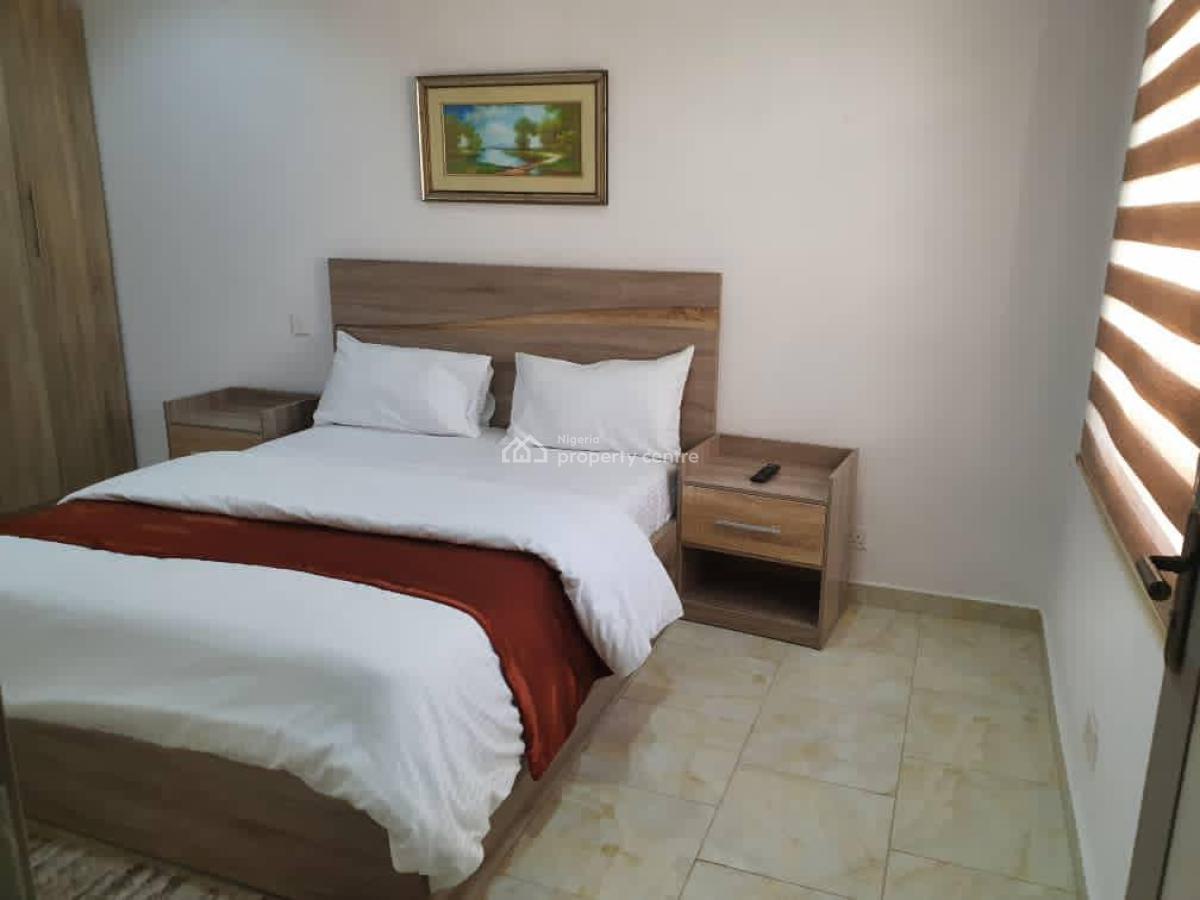 Nicely Furnished 2 Bedrooms Apartment, Parkview, Ikoyi, Lagos, Flat / Apartment Short Let