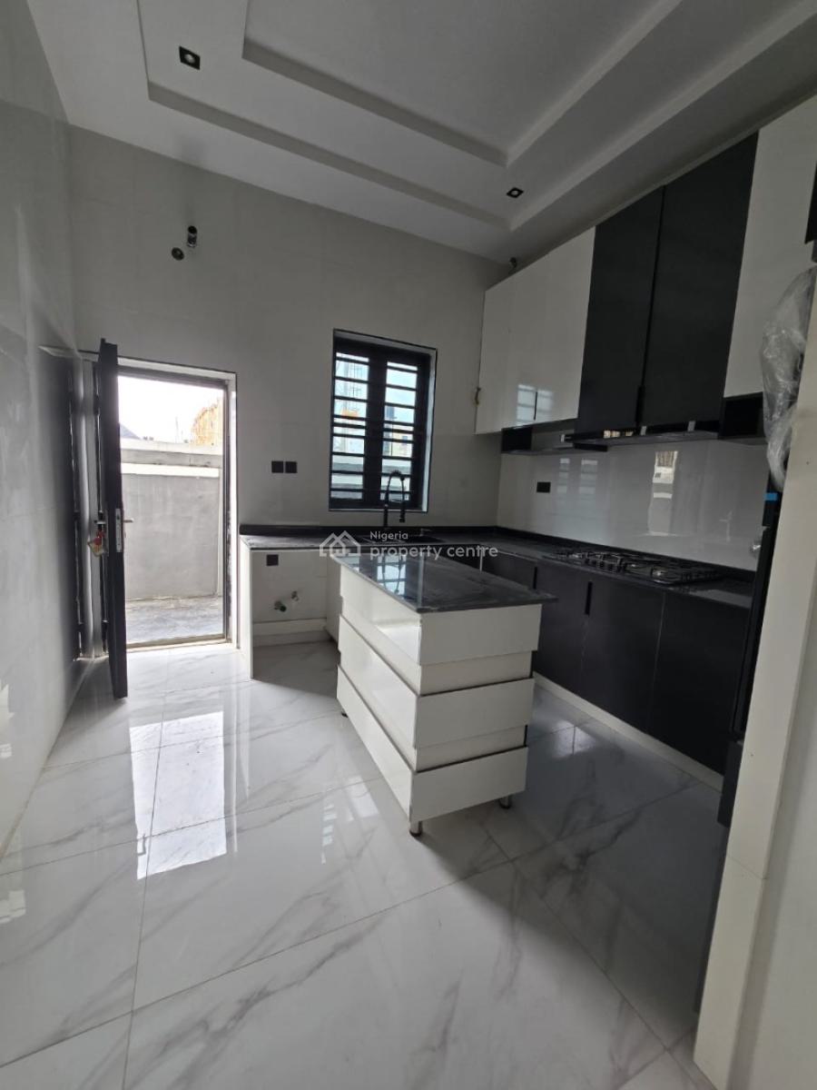 4 Bedrooms Terraced Duplex, Ikota, Lekki, Lagos, Terraced Duplex for Sale