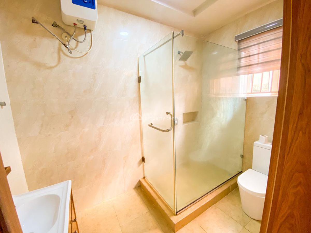 Nicely Furnished 3 Bedrooms Apartment, Lekki Phase 1, Lekki, Lagos, Flat / Apartment Short Let