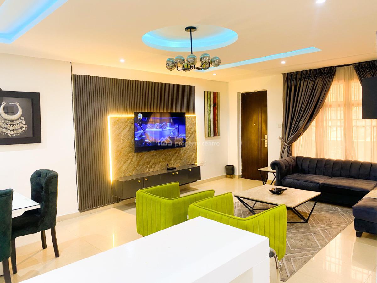 Nicely Furnished 3 Bedrooms Apartment, Lekki Phase 1, Lekki, Lagos, Flat / Apartment Short Let