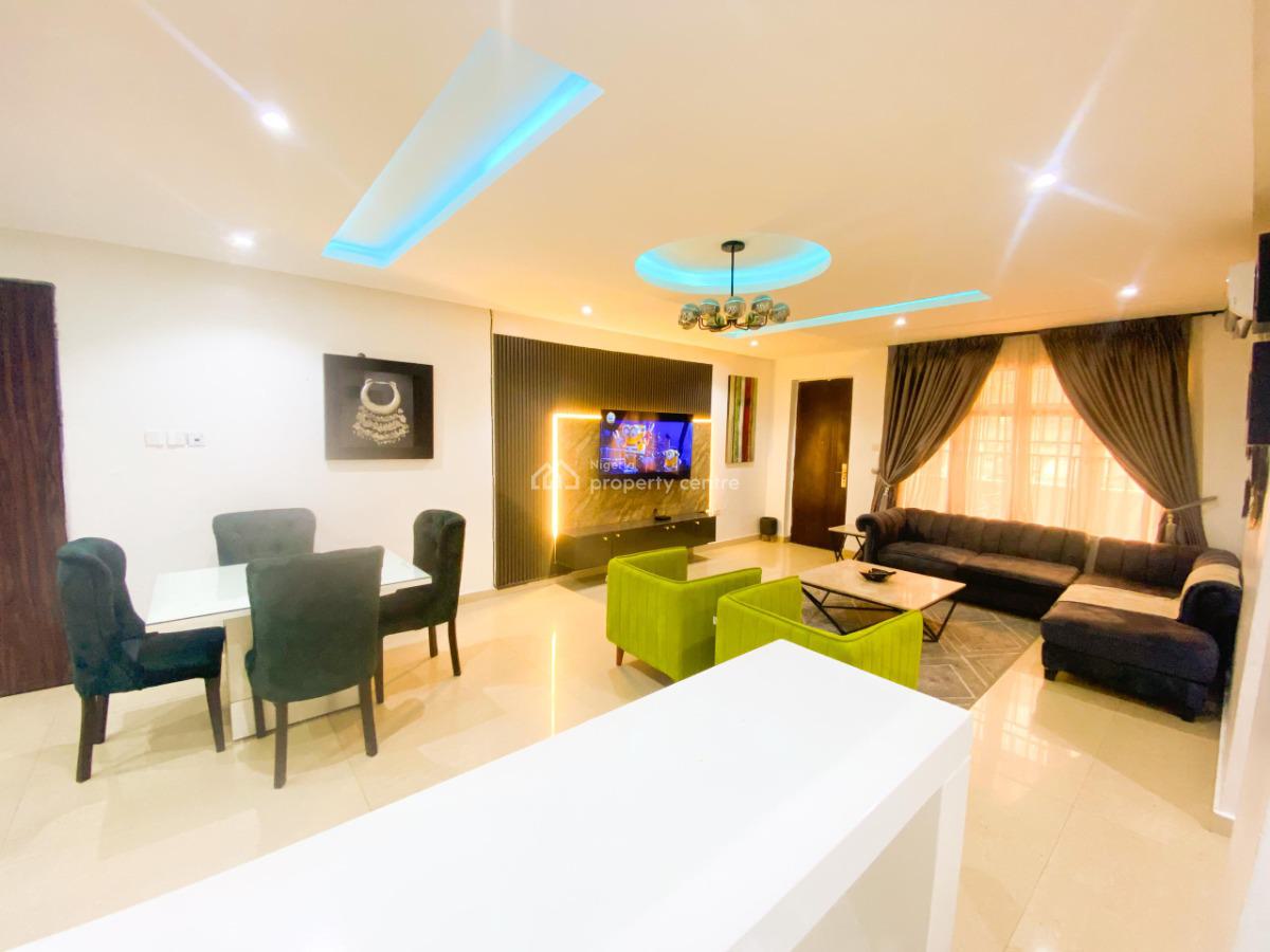 Nicely Furnished 3 Bedrooms Apartment, Lekki Phase 1, Lekki, Lagos, Flat / Apartment Short Let