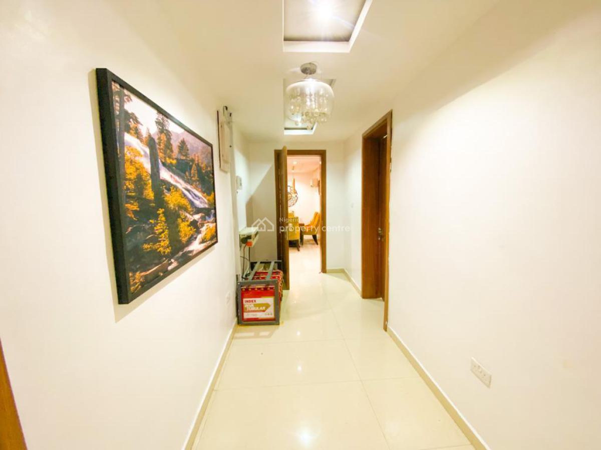 Nicely Furnished 3 Bedrooms Apartment, Lekki Phase 1, Lekki, Lagos, Flat / Apartment Short Let