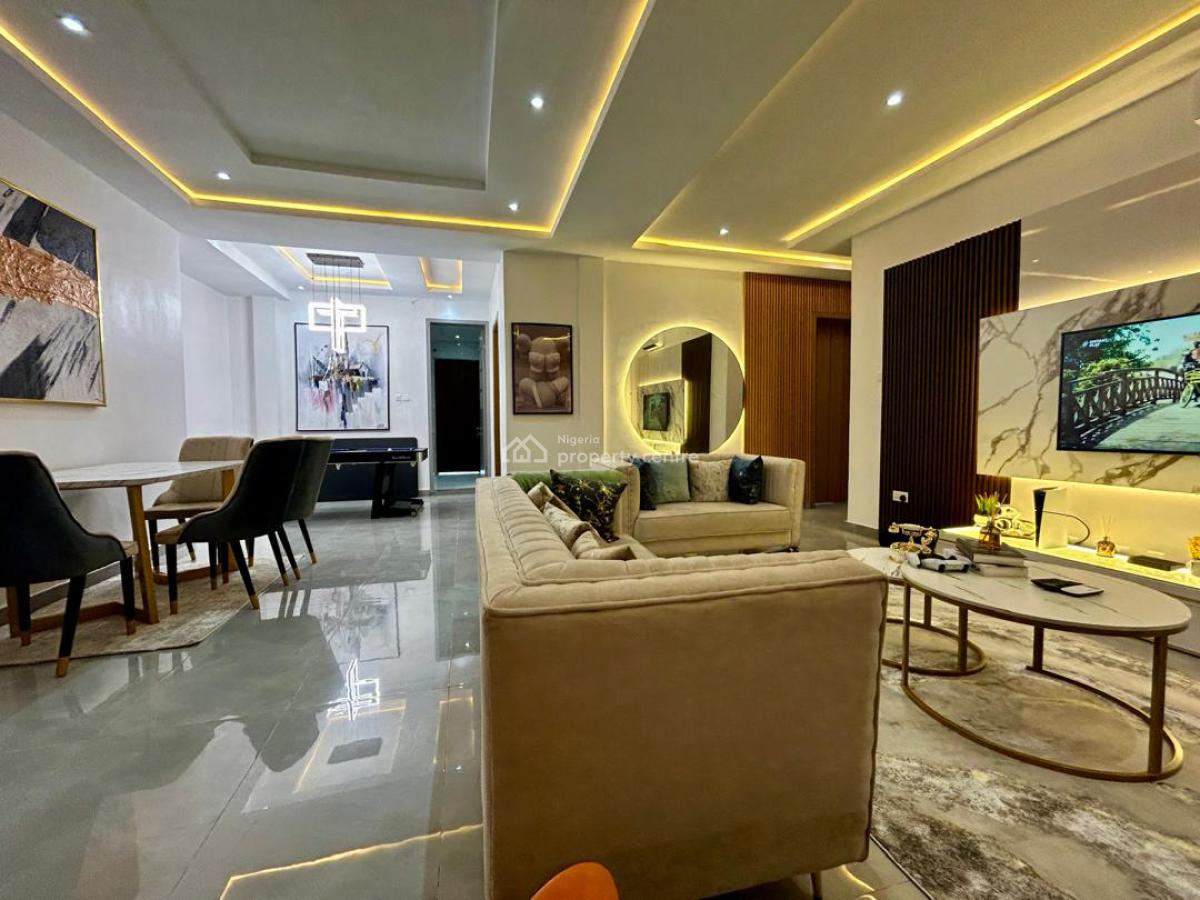 Nicely Furnished 3 Bedrooms Apartment, Lekki Phase 1, Lekki, Lagos, Flat / Apartment Short Let
