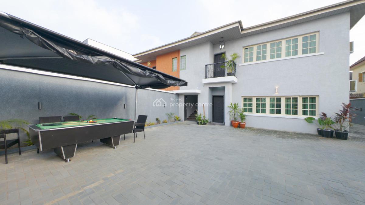 Nicely Furnished 1 Bedroom Apartment, Lekki Phase 1, Lekki, Lagos, Flat / Apartment Short Let