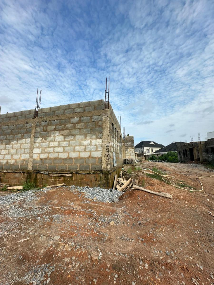 2 Bedroom Apartment in a Secured Environment, Maicon Court, Omolayo Estate, Akobo, Ibadan, Oyo, Flat / Apartment for Sale