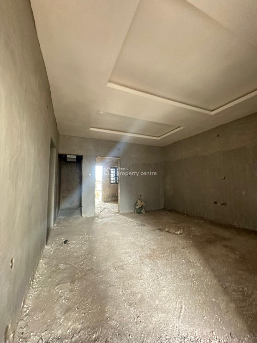 1 Bdroom Apartment in a Pleasant Neighborhood, Behind Foodco, Ring Road, Ibadan, Oyo, Mini Flat (room and Parlour) for Sale
