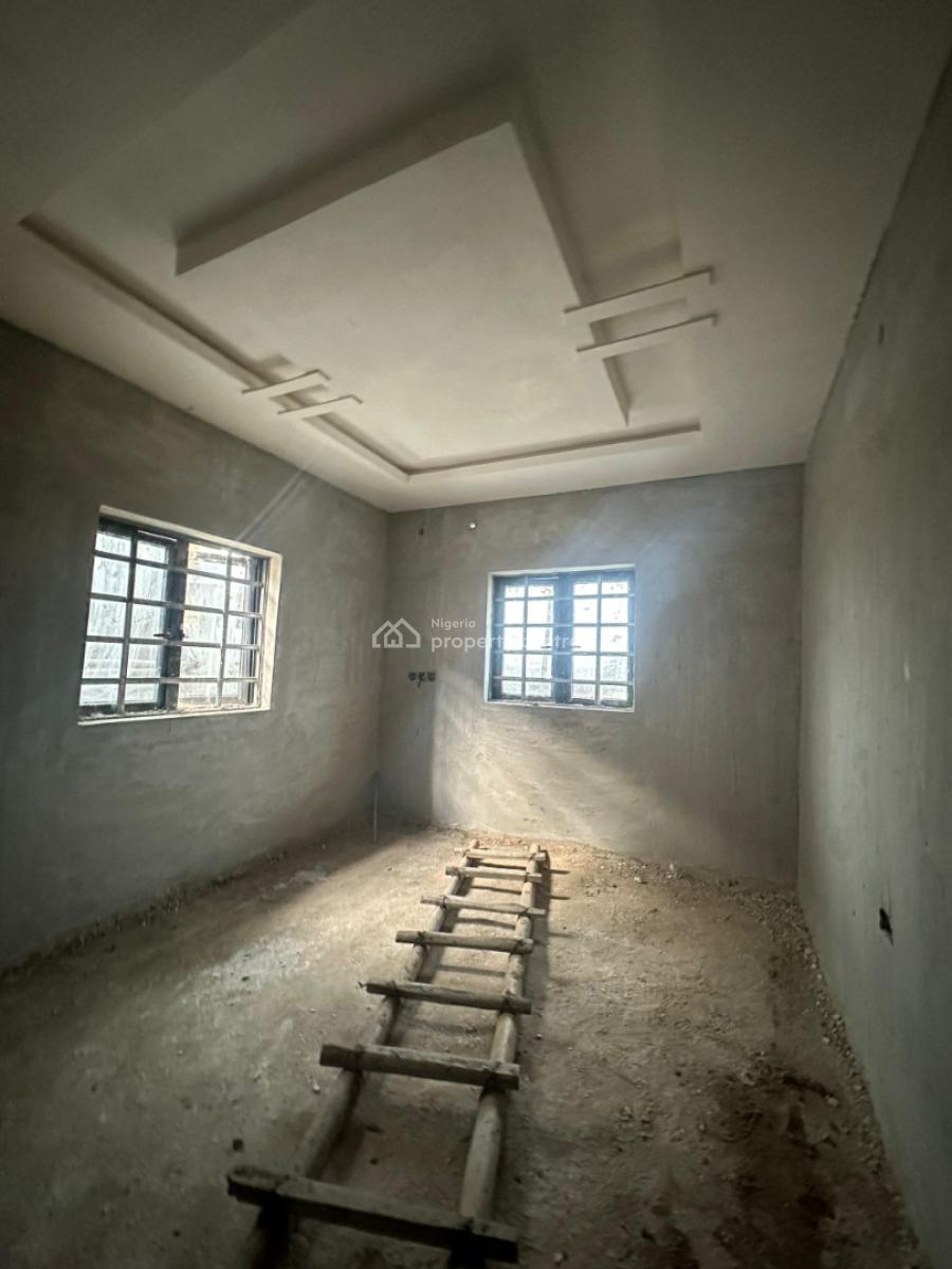 1 Bdroom Apartment in a Pleasant Neighborhood, Behind Foodco, Ring Road, Ibadan, Oyo, Mini Flat (room and Parlour) for Sale