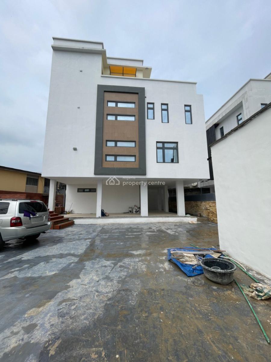 Luxury 5bedrrooms with a Visitors Room, a Bq, Swimming Pool and a Elev, Ayaya Court Maryland, Maryland, Lagos, Detached Duplex for Sale
