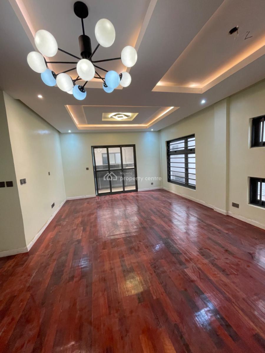 Luxury 5bedrrooms with a Visitors Room, a Bq, Swimming Pool and a Elev, Ayaya Court Maryland, Maryland, Lagos, Detached Duplex for Sale