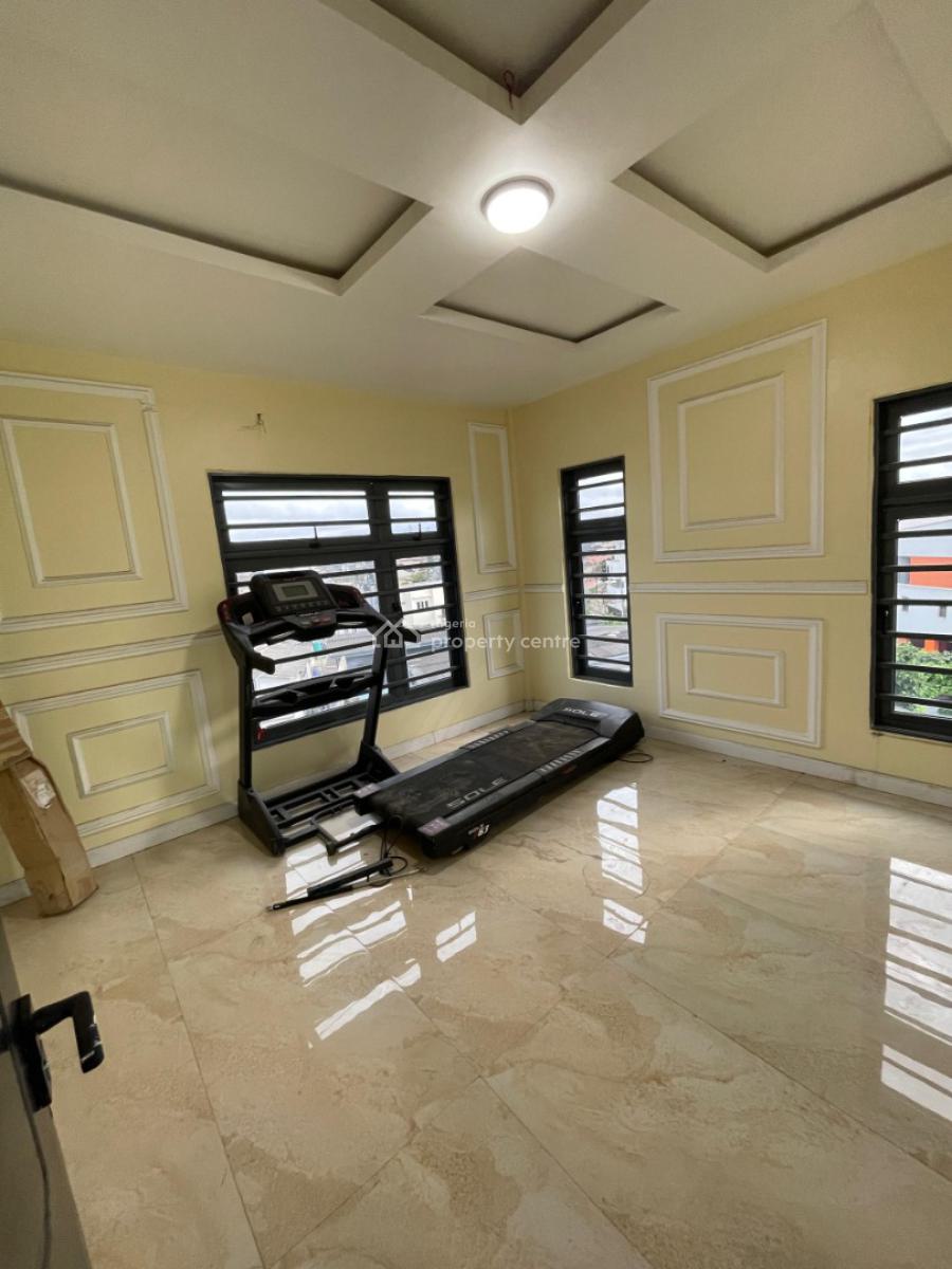 Luxury 5bedrrooms with a Visitors Room, a Bq, Swimming Pool and a Elev, Ayaya Court Maryland, Maryland, Lagos, Detached Duplex for Sale