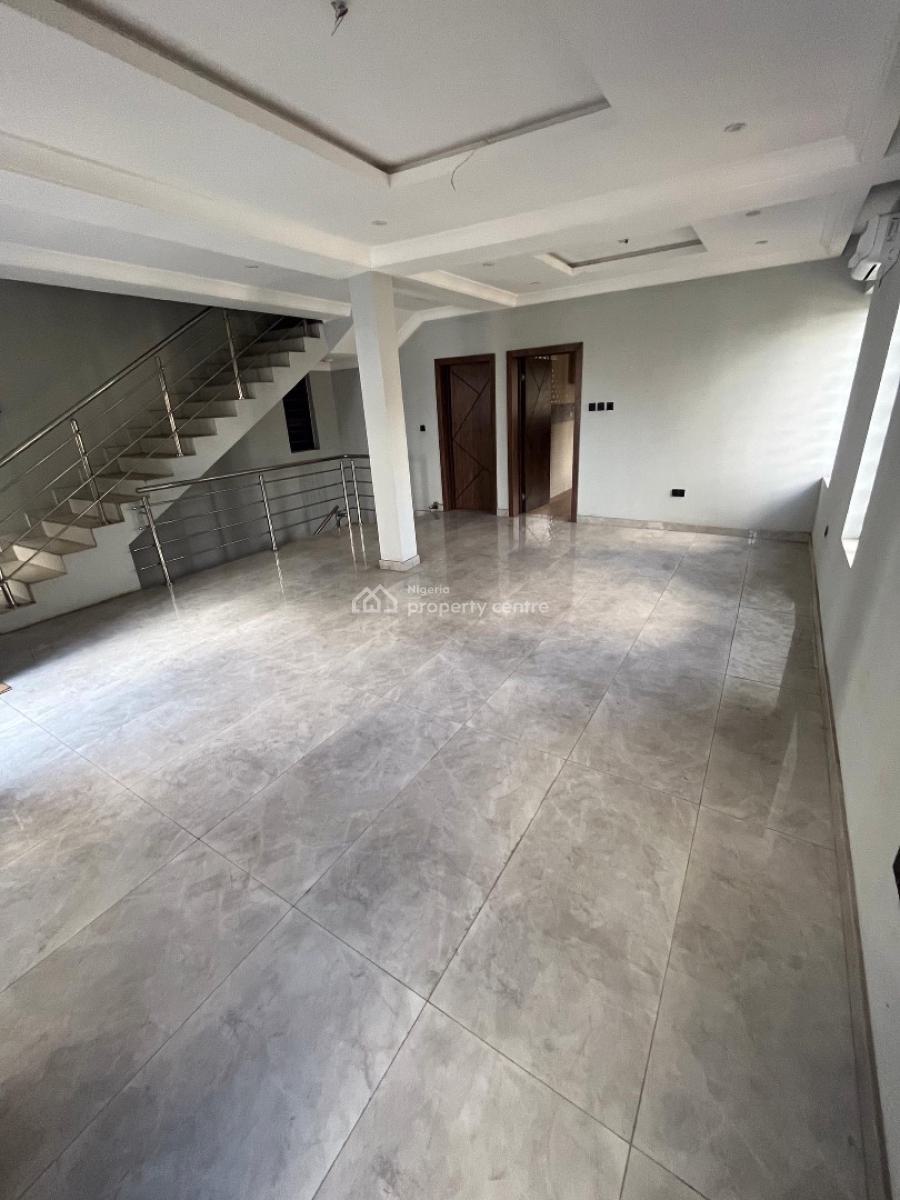 5 Bedroom Terrace Duplex with Bq, Maryland, Lagos, Terraced Duplex for Sale