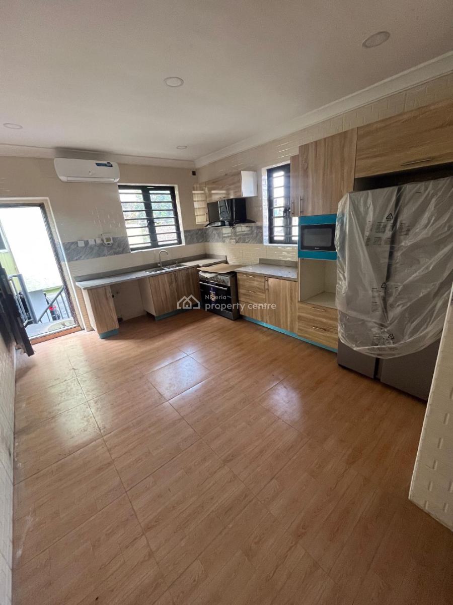 5 Bedroom Terrace Duplex with Bq, Maryland, Lagos, Terraced Duplex for Sale