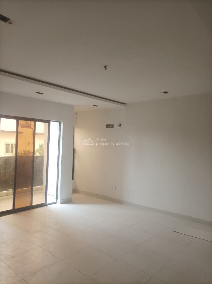 Studio Flat on The Penthouse with Swimming Pool and Gymnasium, Off Durosimi Etti Street, Lekki Phase 1, Lekki, Lagos, Flat / Apartment for Sale