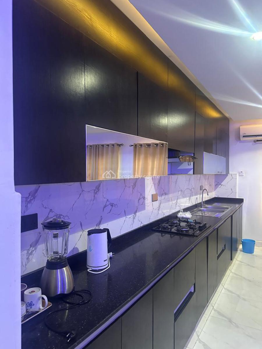 a Beautiful and Very Spacious 1 Bedroom Apartment, Inside The Well Secured Shonibare Estate in Gra, Ikeja Gra, Ikeja, Lagos, Mini Flat (room and Parlour) Short Let