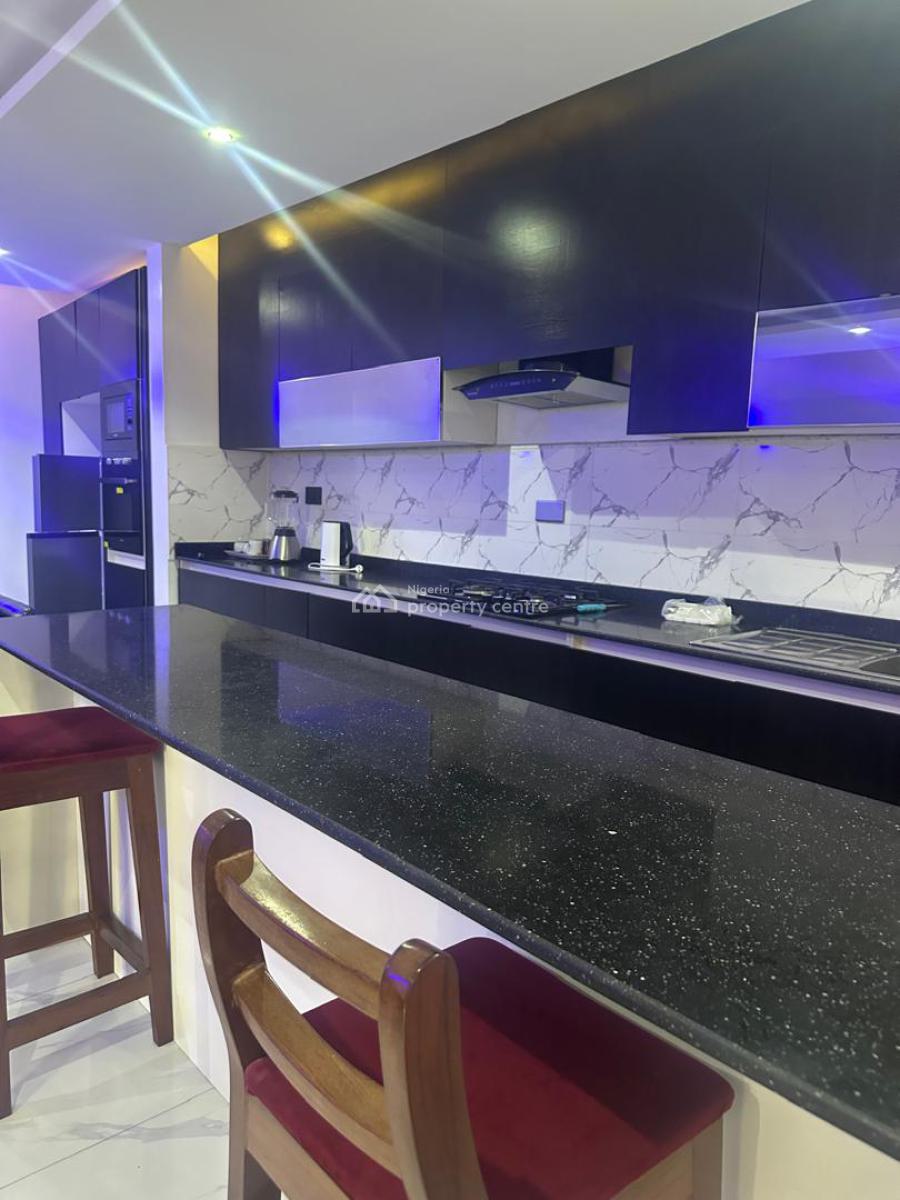 a Beautiful and Very Spacious 1 Bedroom Apartment, Inside The Well Secured Shonibare Estate in Gra, Ikeja Gra, Ikeja, Lagos, Mini Flat (room and Parlour) Short Let