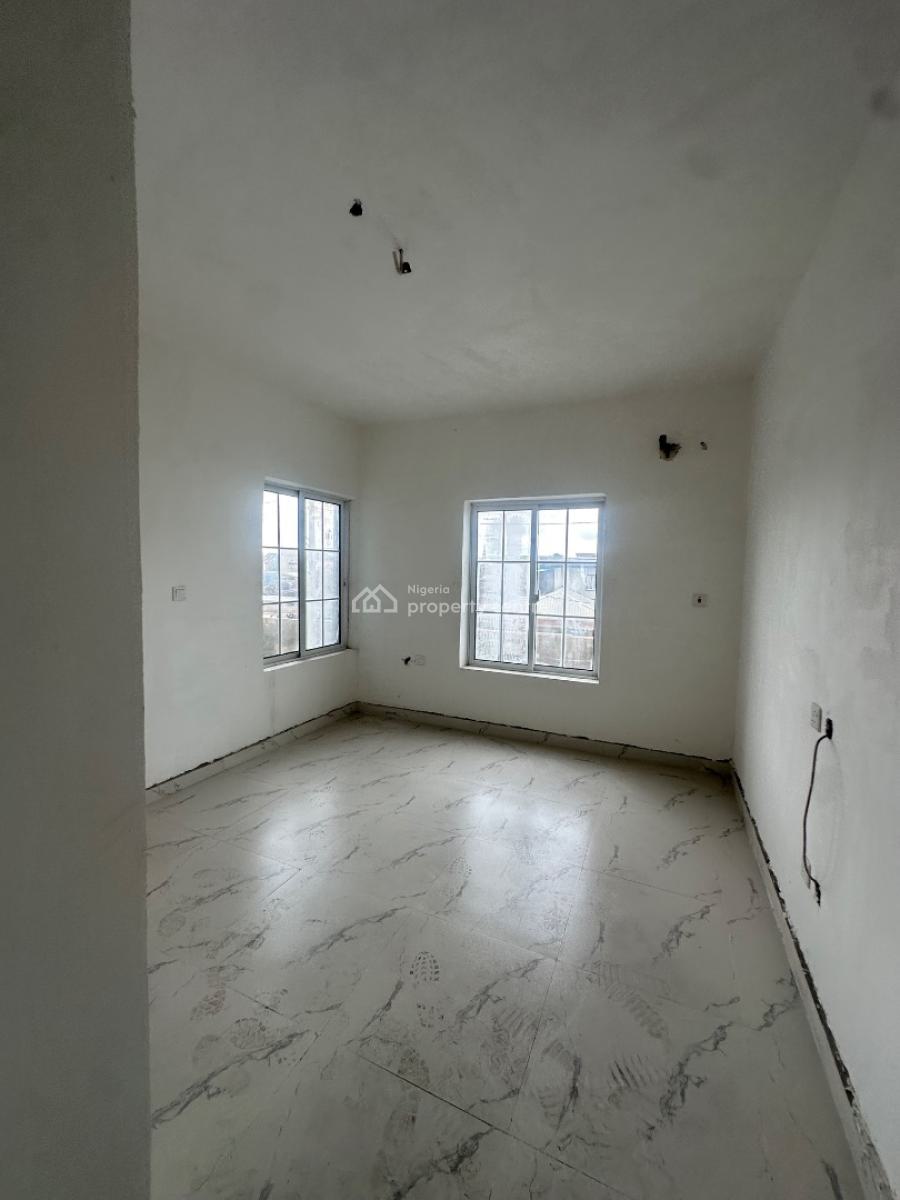 3 Bedroom Apartment, Lagos Homes Estate Off Ogunlana Drive, Surulere, Lagos, Flat / Apartment for Sale