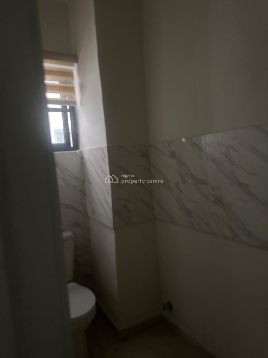 3 Bedroom Apartment, Lagos Homes Estate Off Ogunlana Drive, Surulere, Lagos, Flat / Apartment for Sale