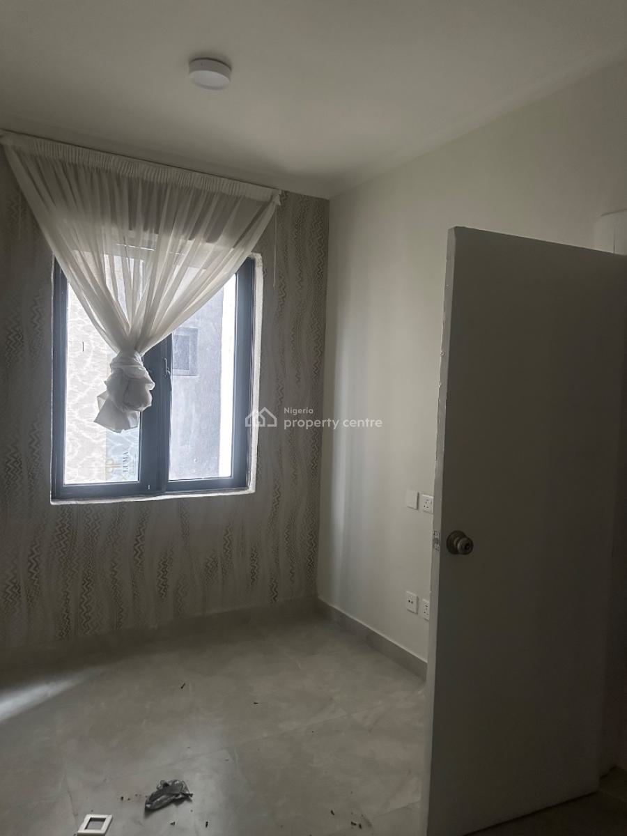 3 Bedroom Apartment, Lagos Homes Estate Off Ogunlana Drive, Surulere, Lagos, Flat / Apartment for Sale