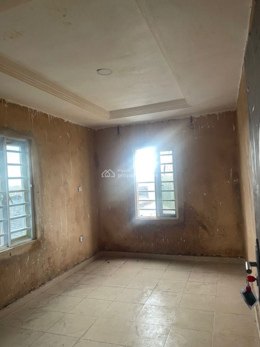 2 Bedroom Apartment, Gra Phase 1, Magodo, Lagos, Flat / Apartment for Rent