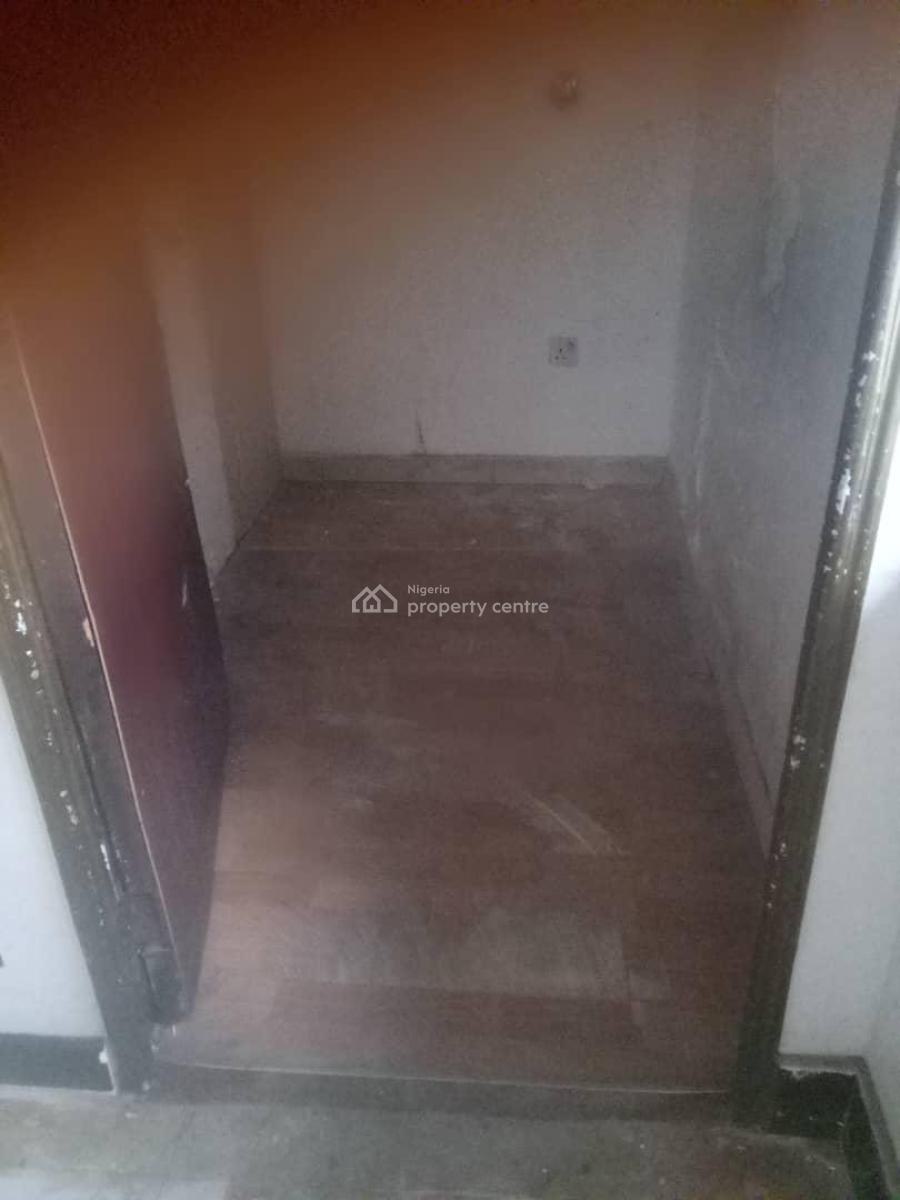 5-bedroom Detached House with Bq for Commercial Use, Lekki Phase 1, Lekki, Lagos, Commercial Property for Rent