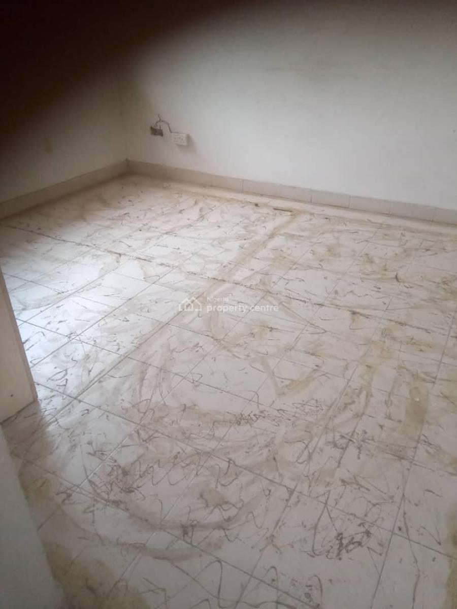 5-bedroom Detached House with Bq for Commercial Use, Lekki Phase 1, Lekki, Lagos, Commercial Property for Rent