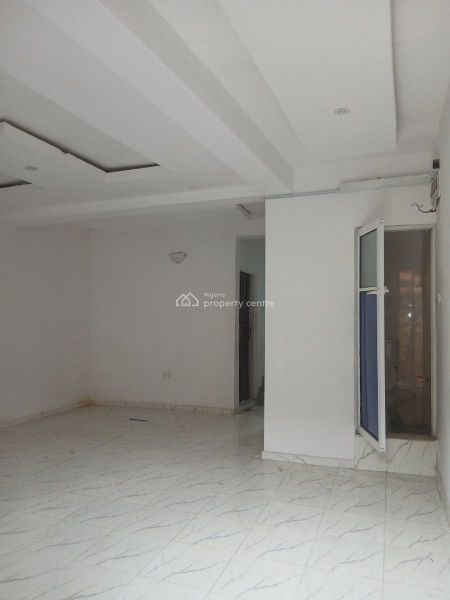 Beautiful 3 Bedroom, Shomolu, Lagos, Semi-detached Duplex for Rent