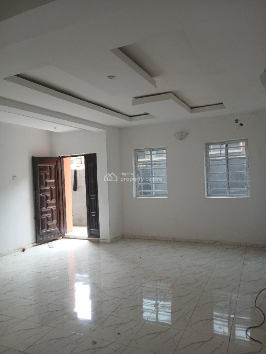Beautiful 3 Bedroom, Shomolu, Lagos, Semi-detached Duplex for Rent
