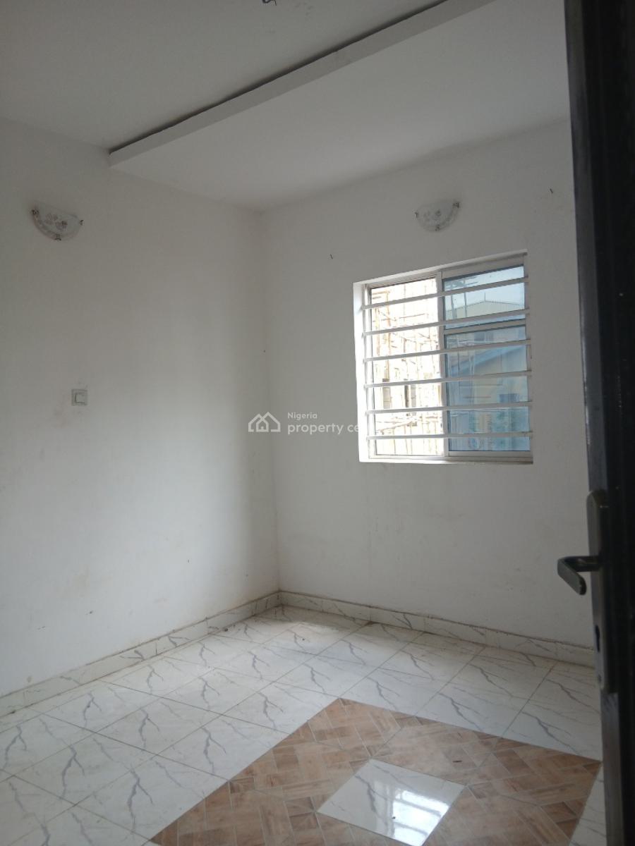 Beautiful 3 Bedroom, Shomolu, Lagos, Semi-detached Duplex for Rent