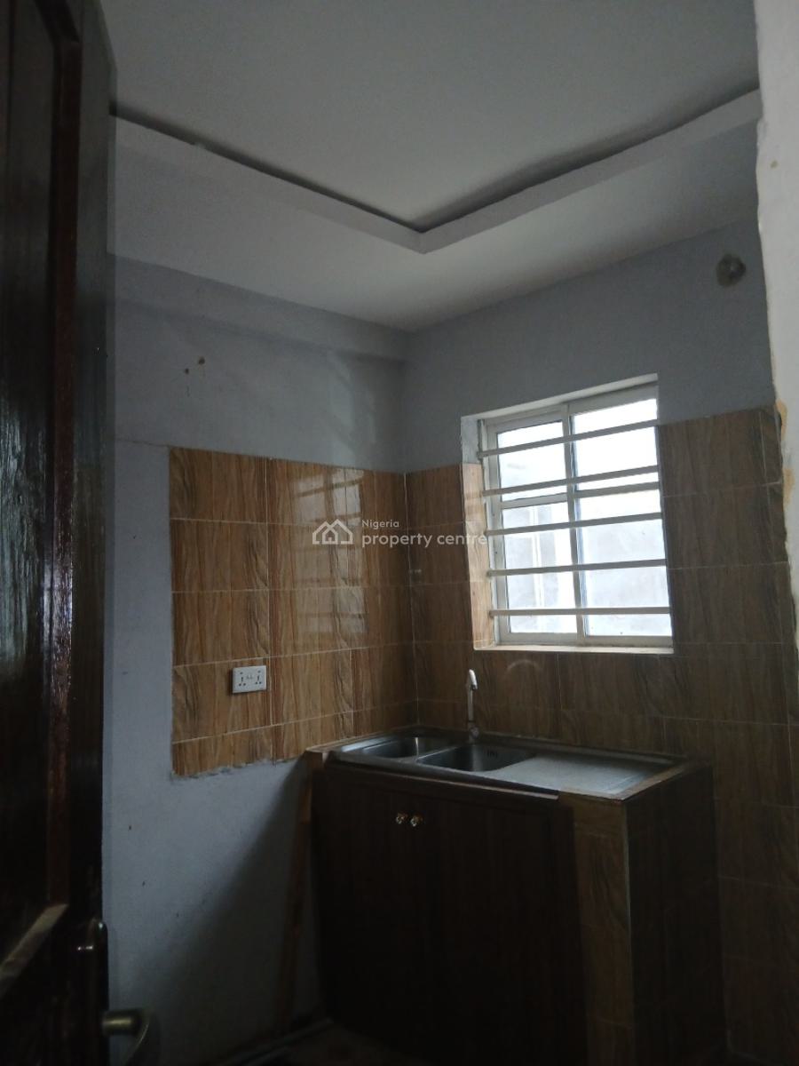 Beautiful 3 Bedroom, Shomolu, Lagos, Semi-detached Duplex for Rent