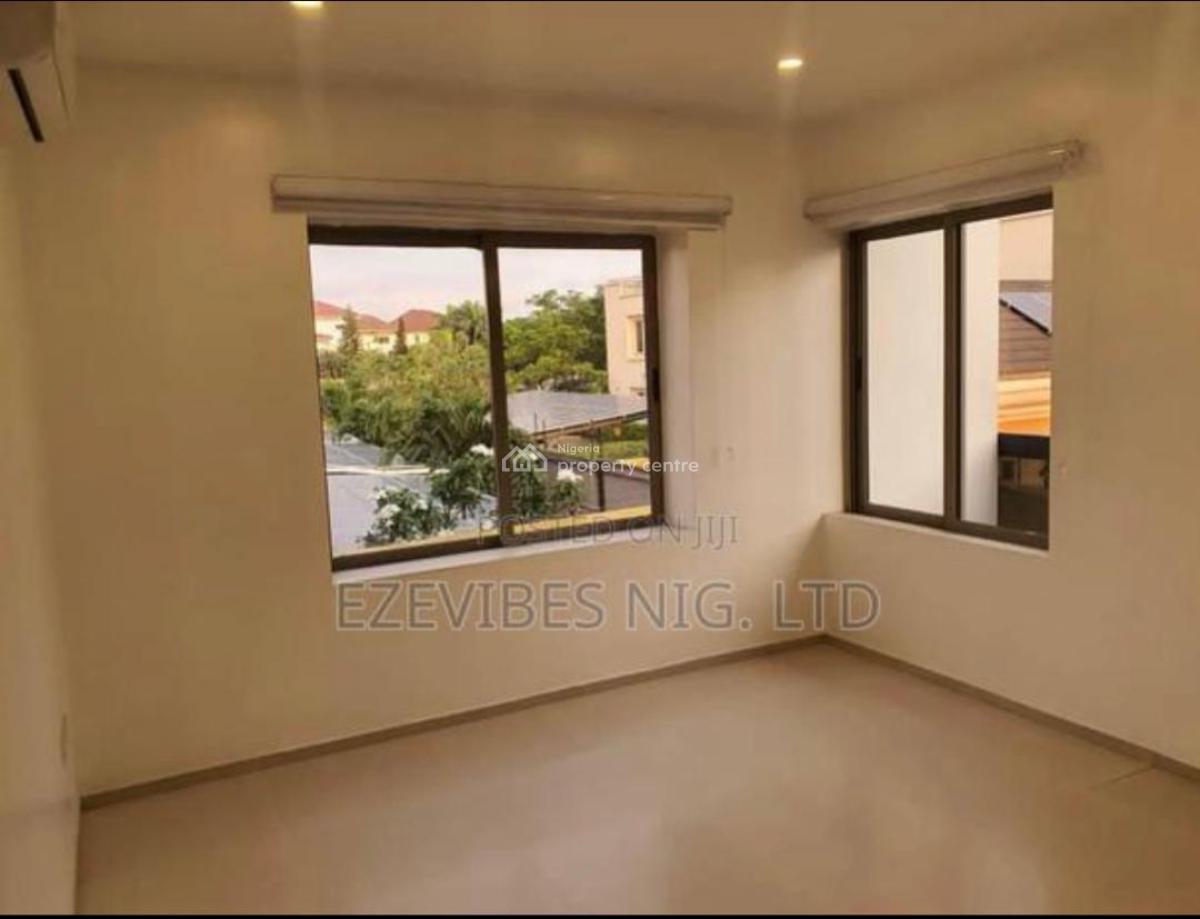 2 Bedroom Apartments with a Swimming Pool and Gym, Banana Island, Ikoyi, Lagos, Flat / Apartment for Rent