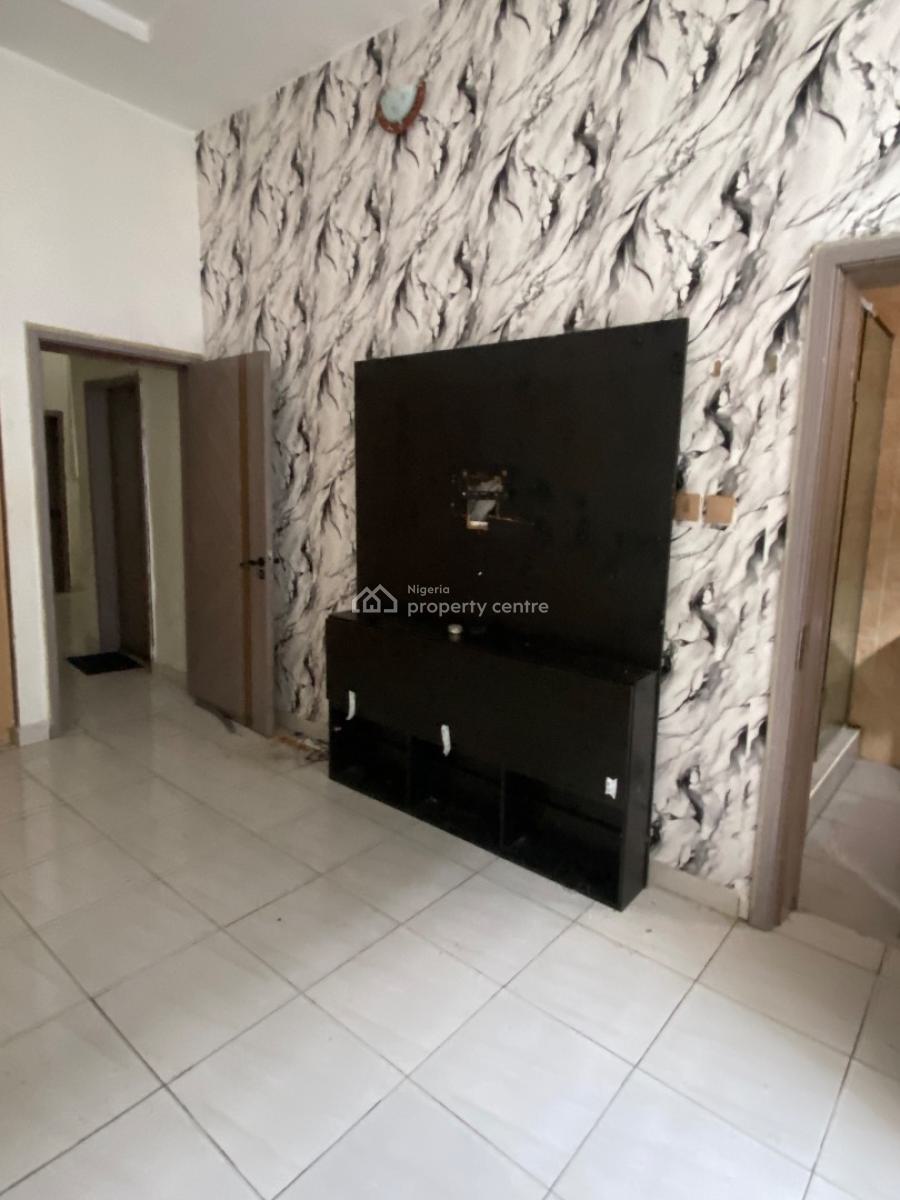 Standard Luxury Self Contained  with Its Kitchen, Orchid Road , One Room Self Contained, Lekki, Lagos, Self Contain (single Rooms) for Rent