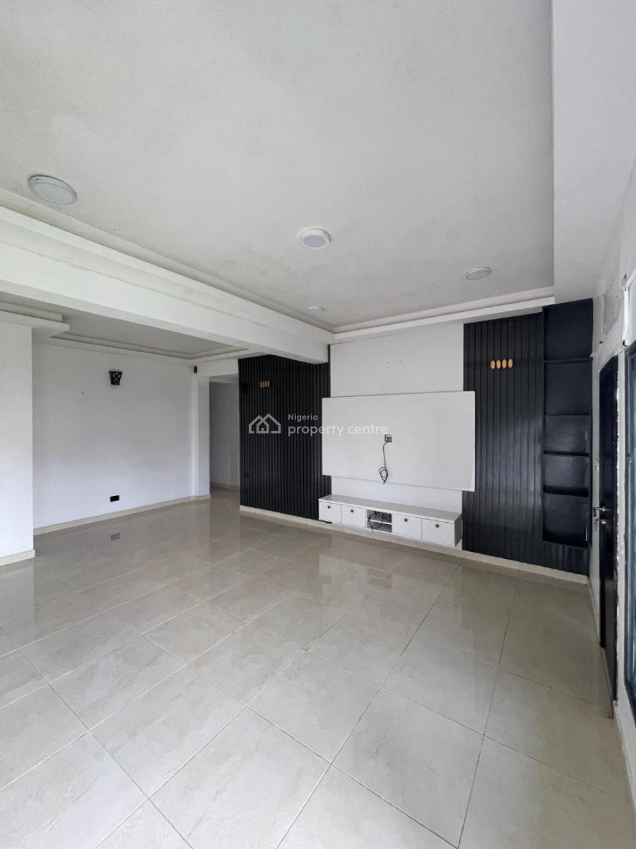 Spacious  3 Bedroom Apartment, Chevron, Lekki, Lagos, Flat / Apartment for Sale