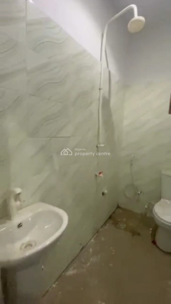 Very Decent and Spacious Upstairs Mini-flat Roy, Costain, Ebute Metta West, Yaba, Lagos, Mini Flat (room and Parlour) for Rent