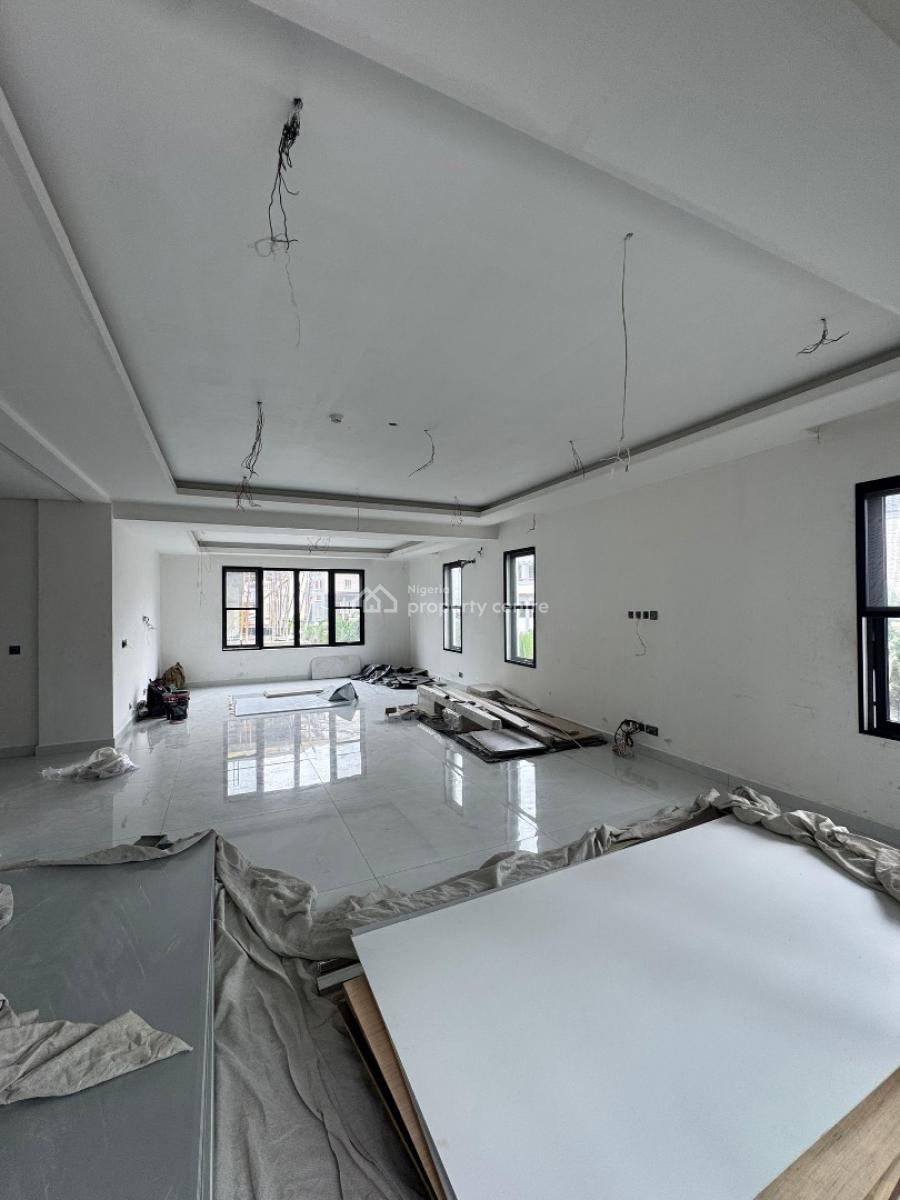 Spacious 4 Bedroom Manisonette in a Serene Neighborhood, Old Ikoyi, Ikoyi, Lagos, House for Sale