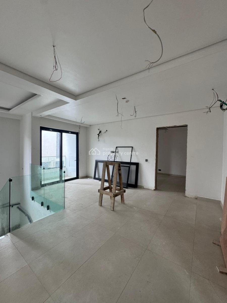 Spacious 4 Bedroom Manisonette in a Serene Neighborhood, Old Ikoyi, Ikoyi, Lagos, House for Sale