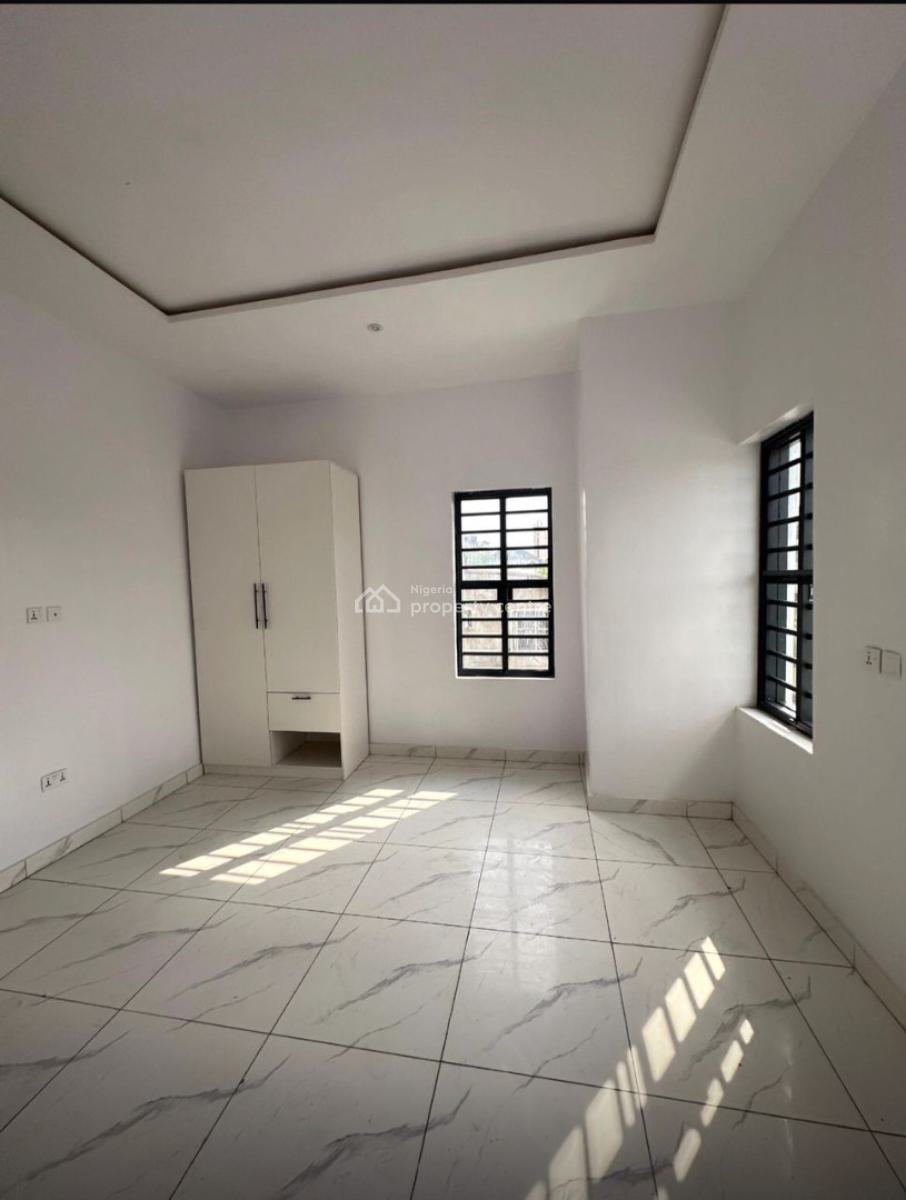 Brand New Specious  3 Bedroom Apartment, Surulere, Lagos, Flat / Apartment for Sale