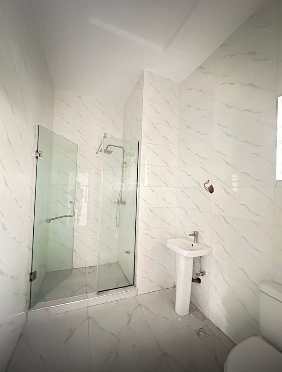 Brand New Specious  3 Bedroom Apartment, Surulere, Lagos, Flat / Apartment for Sale