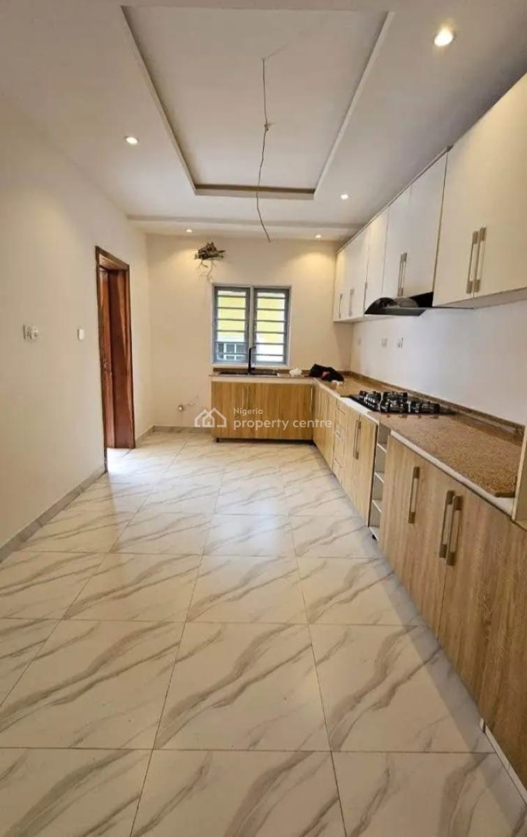 Beautifully Built 3 Bedroom Apartment with Bq, Chevyview Estate, Chevron, Lekki, Lagos, Flat / Apartment for Sale