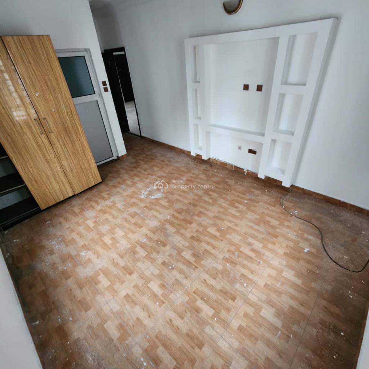 Single Room, Ikota, Lekki, Lagos, Flat / Apartment for Rent