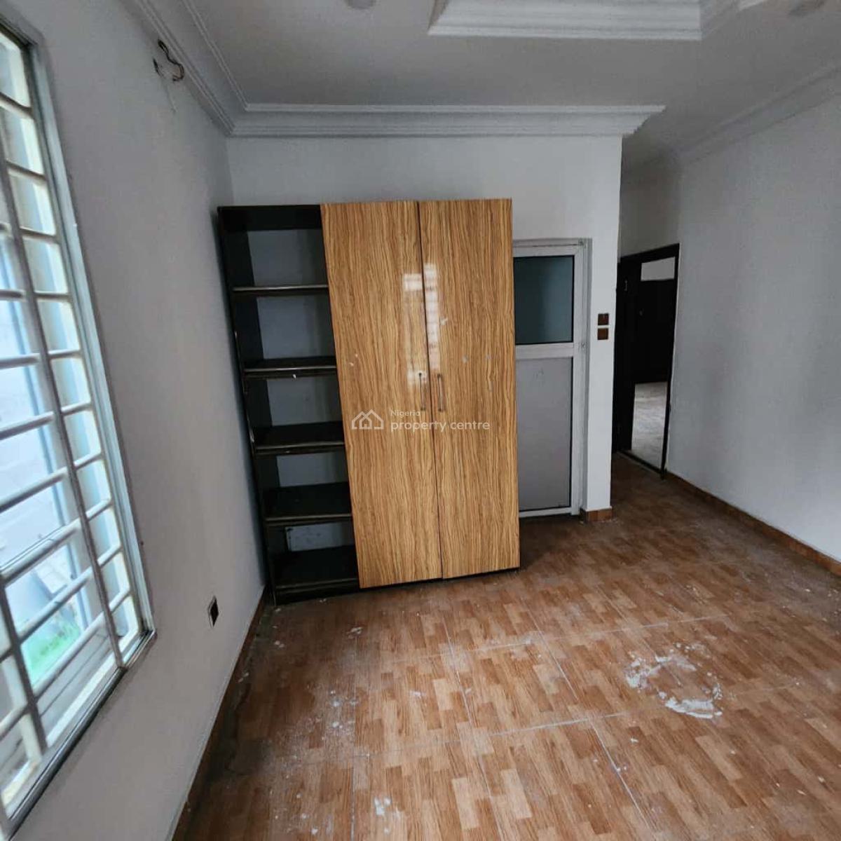 Single Room, Ikota, Lekki, Lagos, Flat / Apartment for Rent