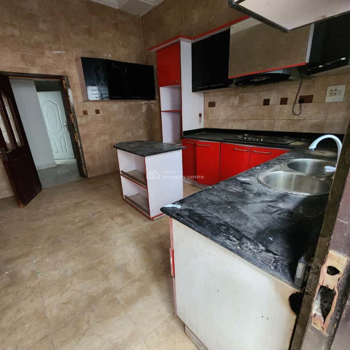 Single Room, Ikota, Lekki, Lagos, Flat / Apartment for Rent